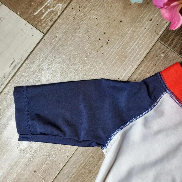 Child of Mine Carter's Baby Infant Boy Rash Guard Swim Shirt Catching Waves 6-9M - Picture 3 of 6